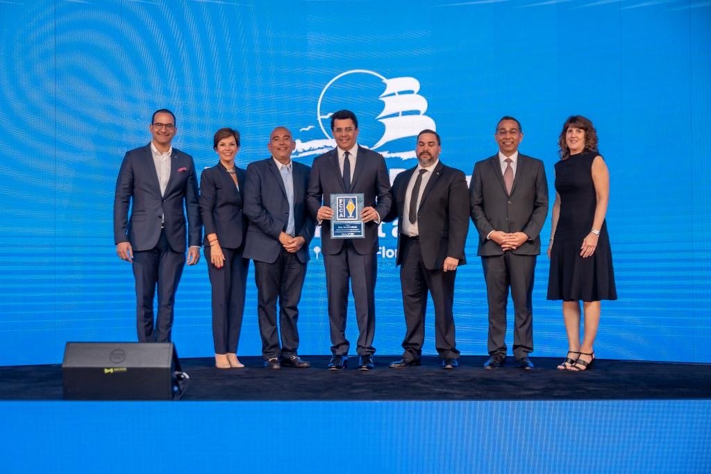 Federación de cruceros de Florida y el caribe reconoce a David Collado