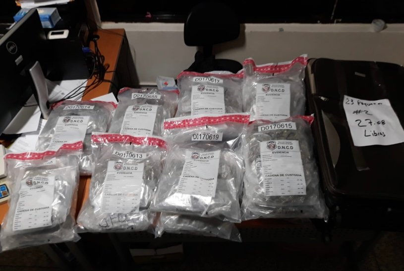 Incautan en el AILA 138 paquetes de marihuana que llegaron a RD en maleta desde Nueva York