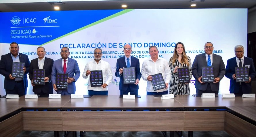 Gobierno de República Dominicana promoverá uso de energía limpia en la aviación