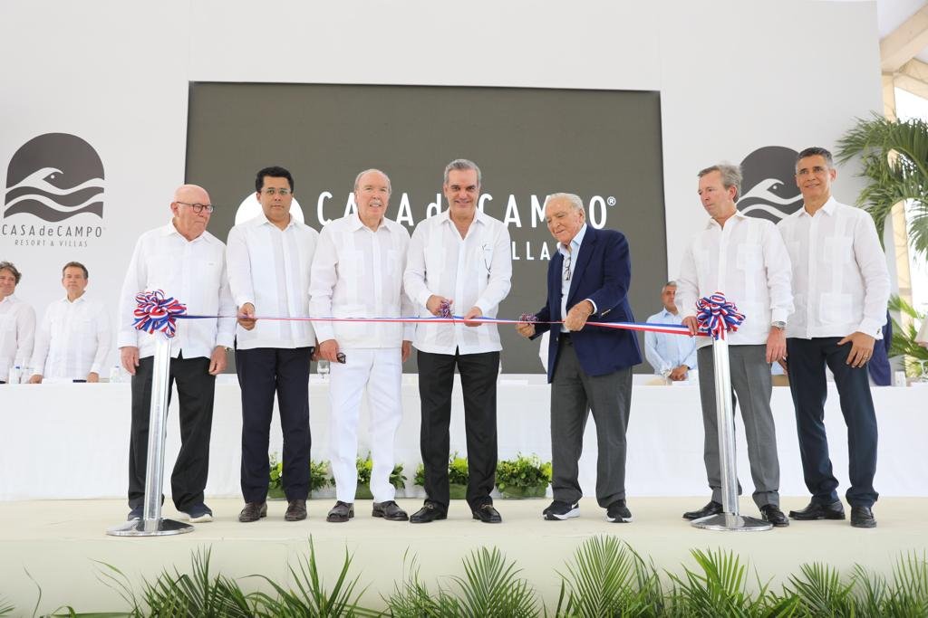 Inaugura nuevo hotel en Casa de Campo