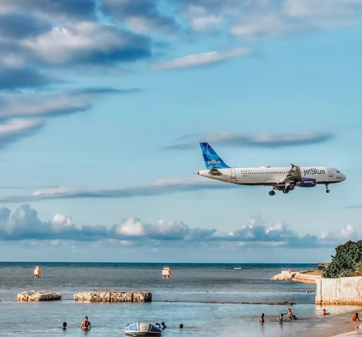 Aerolíneas tendrán que dar compensaciones extra por los retrasos