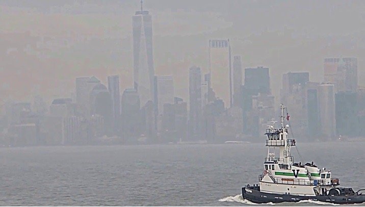 Alerta en NY por aire con niveles insalubres por humo procedente de Canadá