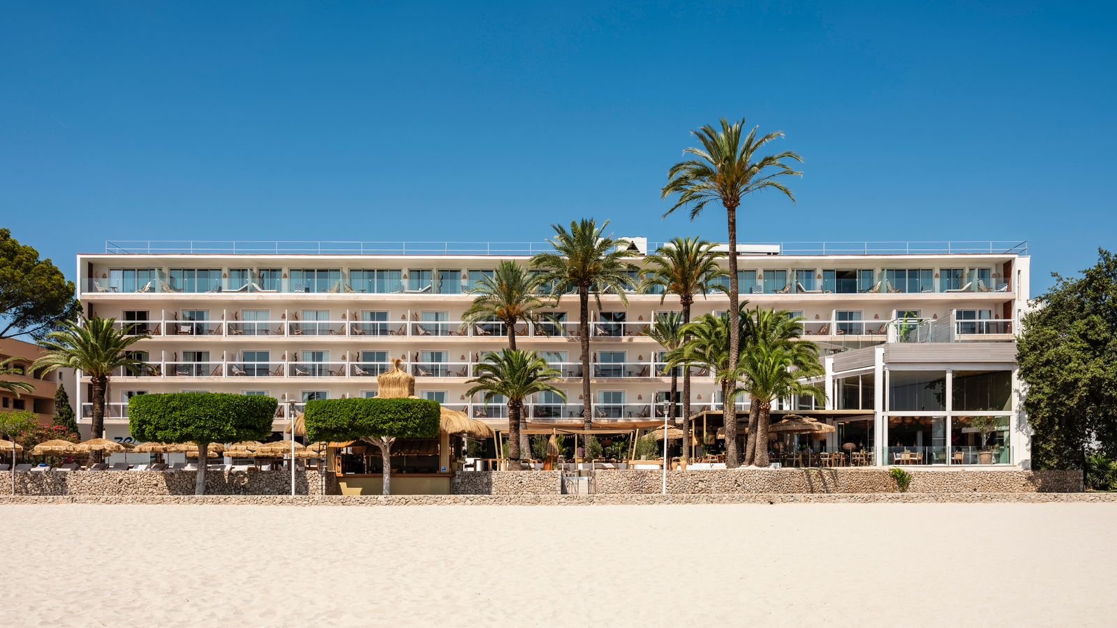 ZEL Mallorca se inauguró con una gran fiesta mediterránea