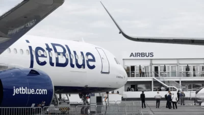 Jetblue desiste alianza con American, juez había dicho disminuía competencia “substancialmente”
