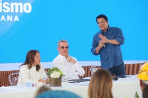 Ministro Collado resalta recuperación espacios públicos para que sean zonas de esparcimiento de recreación
