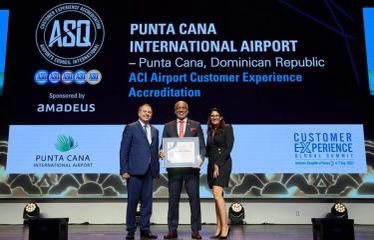 Aeropuerto Internacional de Punta Cana recibe premio por séptimo año consecutivo