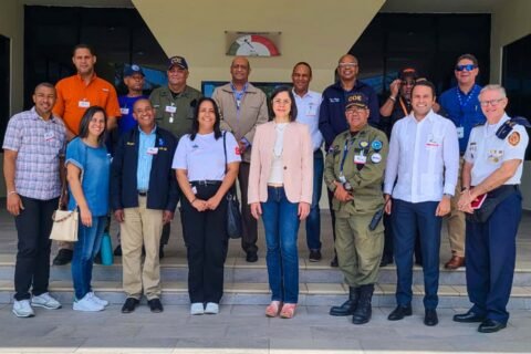 Enlaces del COE visitan complejo aeronáutico del IDAC en interés de mejorar coordinación ante posibles contingencias