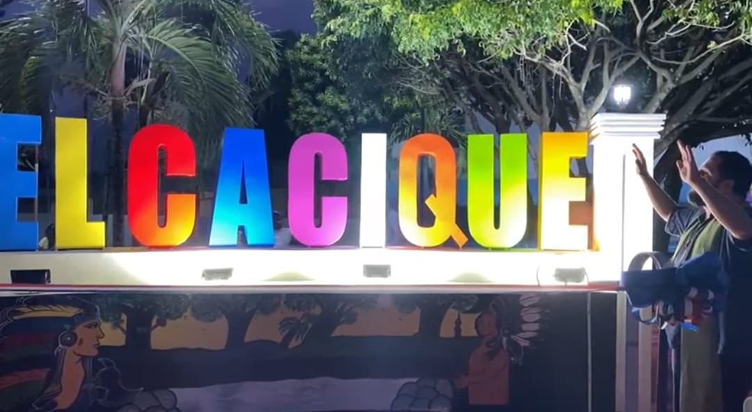 Inauguran Parador Fotográfico en El Cacique, Monte Plata