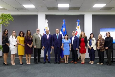 ProDominicana firma acuerdo con ProIndustria para agilizar trámites a inversionistas