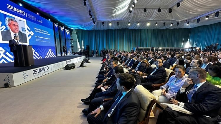 Asamblea de la Organización Mundial del Turismo rechaza un tercer mandato del secretario general