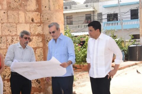 Presidente Abinader y ministro Collado recorren Ciudad Colonial y destacan su atracción turística