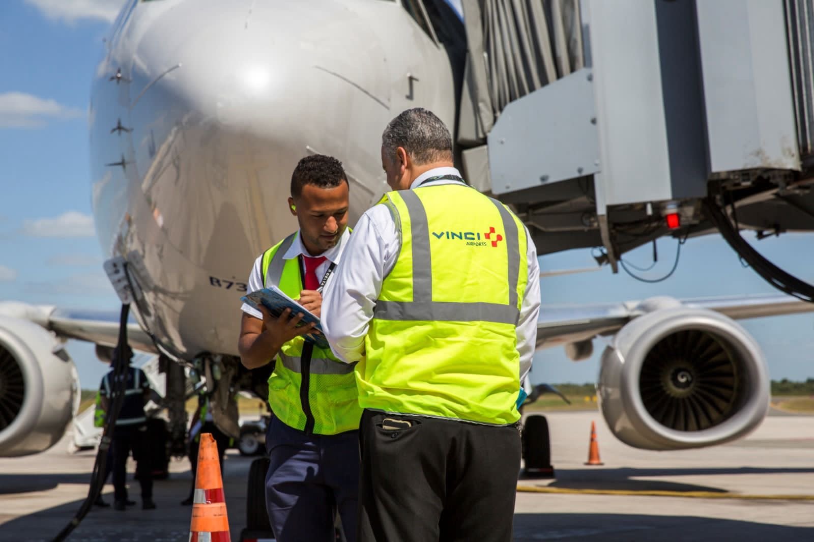 AERODOM registra cifras récord en tráfico de pasajeros y carga en el año 2023