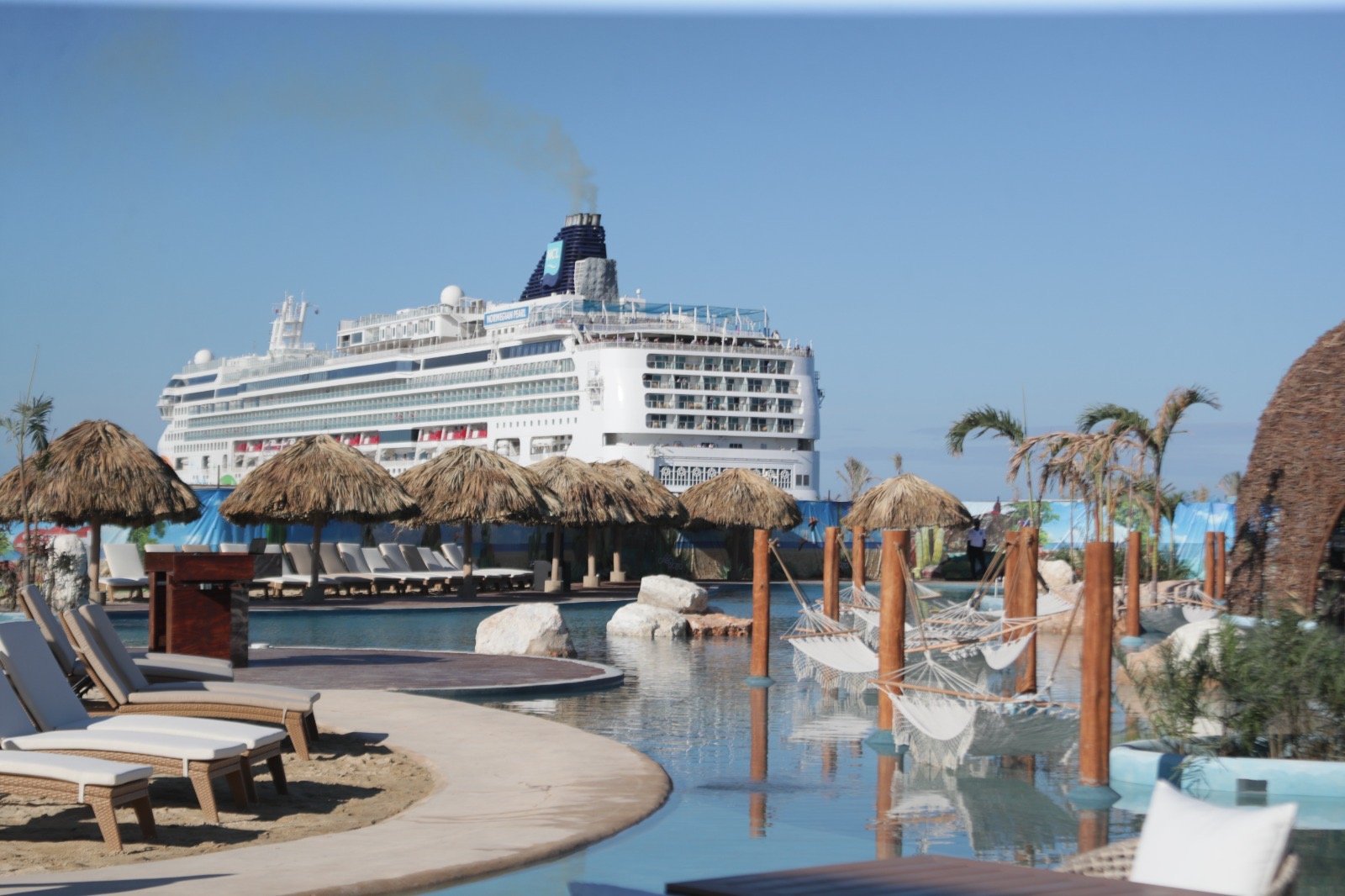 Gobierno dominicano inaugura puerto de Cabo Rojo con la llegada de su primer crucero