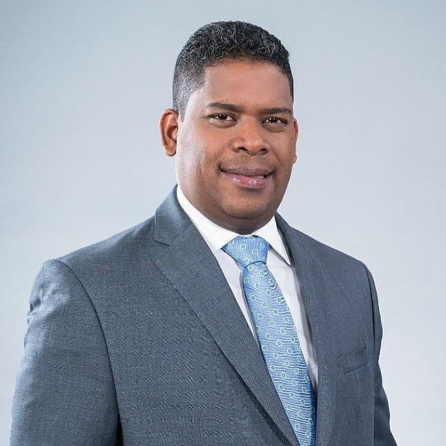 Leonardo Jaquez afirma turismo, inversión extranjera y exportaciones garantizan estabilidad en la tasa del dólar