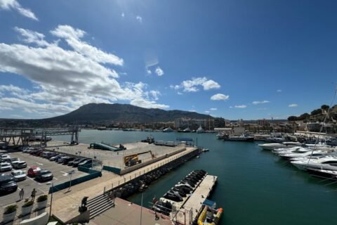 Destacan avances de ruta marítima entre SPM y PR durante feria Seatrade en España
