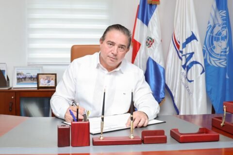 Héctor Porcella: Junta de Aviación Civil aumenta conectividad Aérea con Canadá, Islandia y Madrid