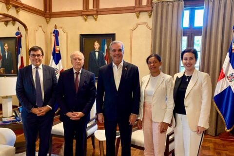 Grupo VINCI resalta la estabilidad y el atractivo clima de negocios en la República Dominicana