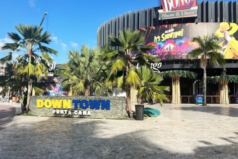 Coco Bongo contamos con más de 27 años de experiencia en el sector de hospitalidad y entretenimiento