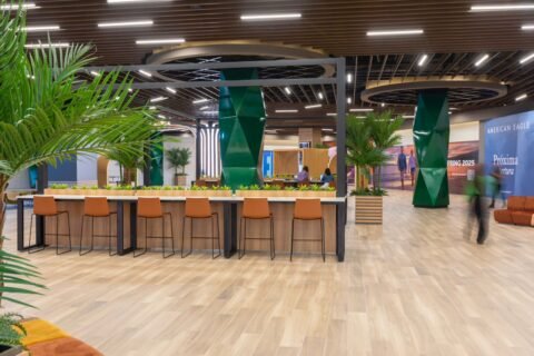 Megacentro inaugura su nueva zona comercial: un espacio exclusivo para los amantes de la moda internacional
