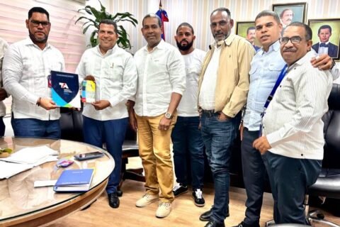 Senador de Pedernales valora iniciativa feria “Turismo y Atracciones 2025”