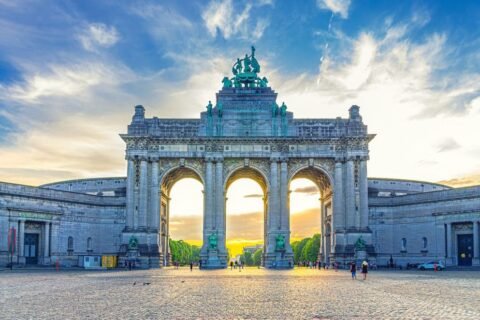 Gasto por viajes internacionales alcanzará un récord de 2,1 billones de dólares en 2025: WTTC