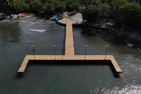 APORDOM entrega muelle turístico y pesquero de Palenque tras proceso de mantenimiento