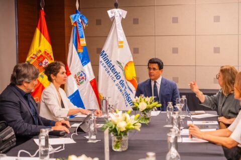 W2fly suma 18 vuelos desde Madrid y Portugal en su programación
