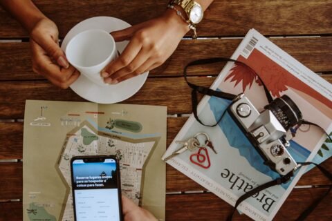 Airbnb brinda recomendaciones esenciales de prevención frente a huracanes y otros desastres ambientales