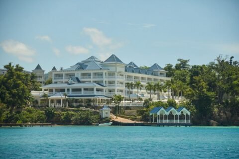 Cayo Levantado Resort entra al selecto grupo de hoteles sostenibles certificados por Forbes Travel Guide