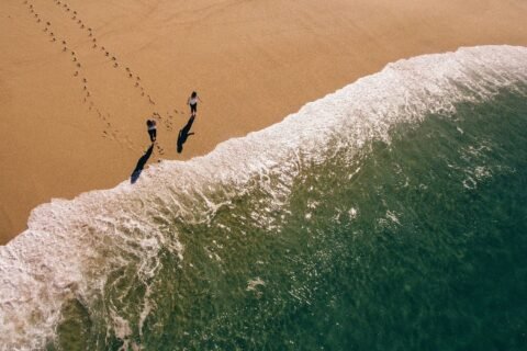 Día Mundial de las Playas 2025: Uniendo ecoturismo, educación ambiental y voluntariado para proteger nuestros océanos y costas