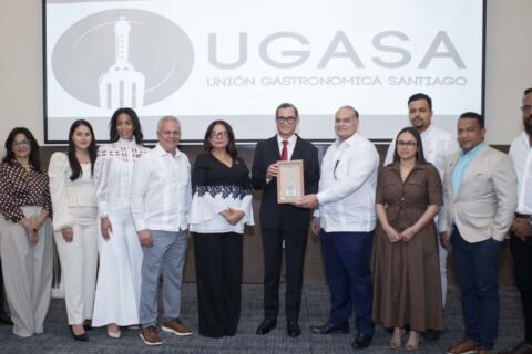 UGASA realiza primer desayuno institucional con el Ministro de Trabajo Eddy Olivares