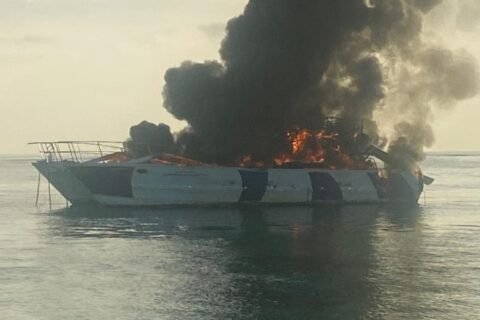 Armada de República Dominicana brinda asistencia a embarcación en Bávaro, Punta Cana