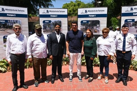 David Collado inicia reordenamiento de Boca Chica entrega obras e inicia otras