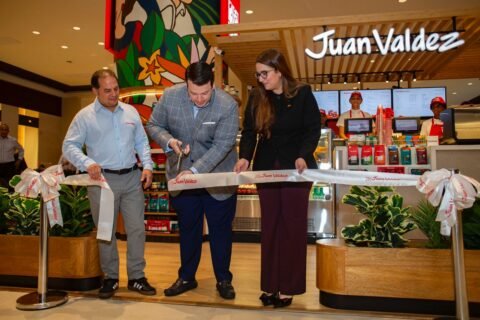 Juan Valdez Café inaugura su primera tienda en Santiago