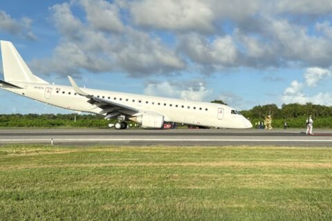 Aterrizaje de emergencia en Las Américas aeronave de Sky High; se salvan sus 7 ocupantes