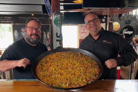La Esquina Gastrobar celebra 12 años de buena música y buena comida desde el corazón de Constanza