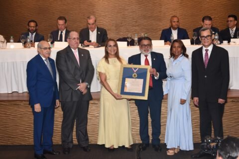 Davelba Tours es reconocida como agencia del año por la Federación Dominicana de comerciantes