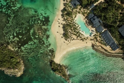 Cayo Levantado Resort reafirma su reconocimiento con un nuevo galardón de Forbes Travel Guide por segundo año consecutivo