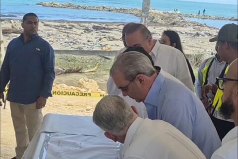 Abinader pone fecha límite al Malecón de Nagua y lanza la “Marina del Nordeste”