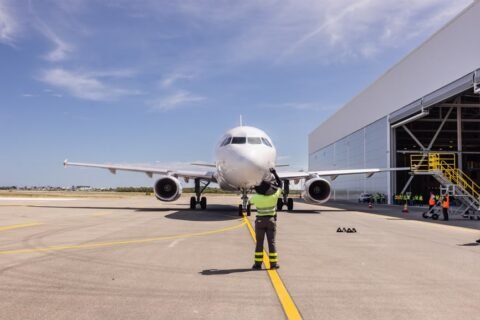 FL Technics en Punta Cana abre sus instalaciones con la llegada de la primera aeronave